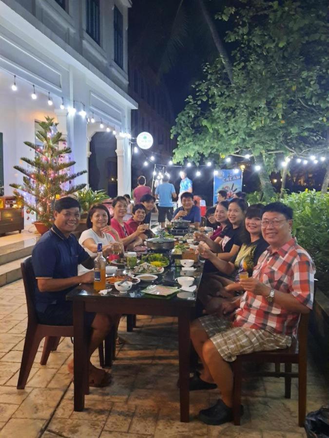 Nakichi Hotel Phu Quoc Bagian luar foto